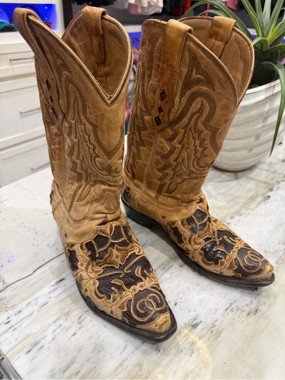 Men's Tan Embroidered Western Cowboy Boots - Tan